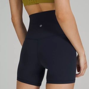 Lululemon size 4 shorts